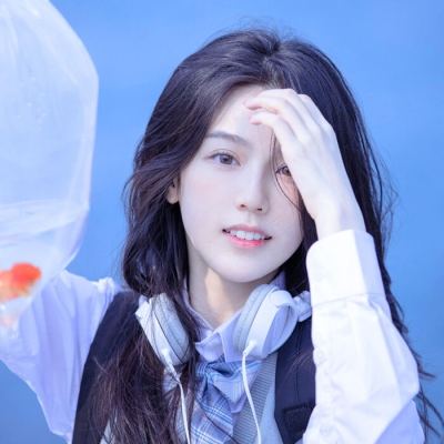 鲸娱易游游戏交易平台下载